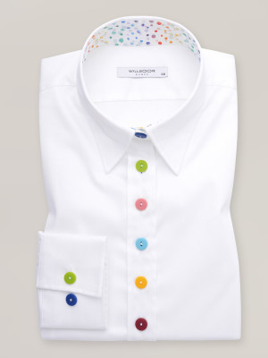 Klasyczna biała bluzka z kolorowymi guzikami
