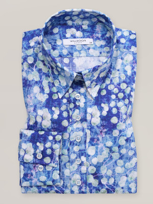 Klasyczna niebieska bluzka w kwieciste wzory